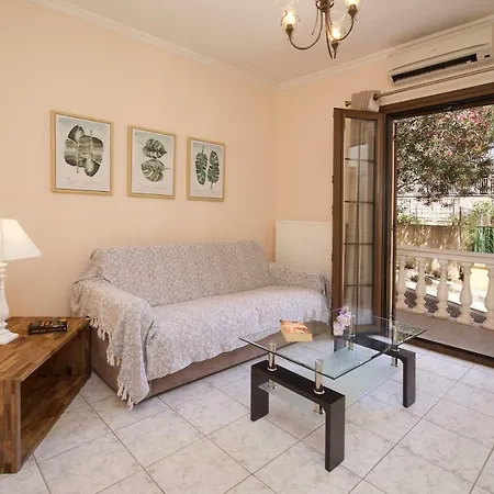 Dias Ground Floor Apartment *